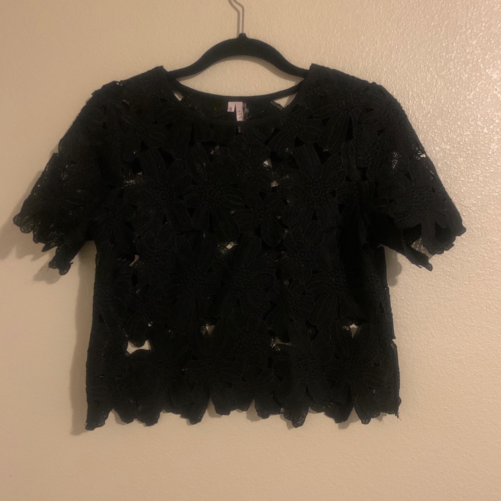 JLUX LABEL formerly “Jaide” Crochet Black Crop Top